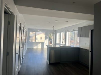 Edmonton Unfurnished Condo Rental in Pollard Meadows - Modern 2 bed +den minutes away from Millwoods Town Centre Mall - Photo 4