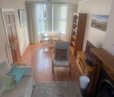 43 Clarendon Avenue, Belfast, BT5 5JT - Photo 2