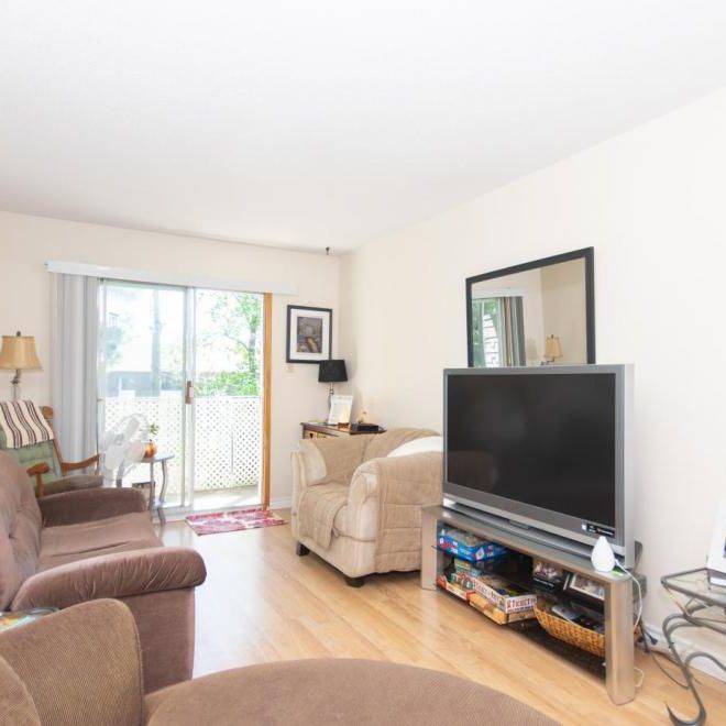 75 Greenfields Drive - Photo 1