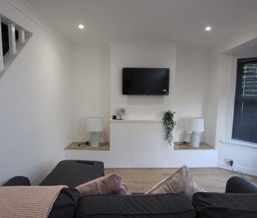 Corporation Road, Gillingham, ME7 1RH - Photo 1