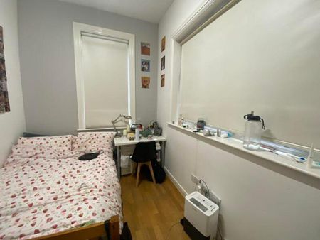 8 bedroom house to rent - Photo 2