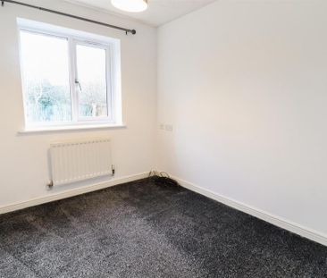 4 bedroom detached house to rent - Photo 5