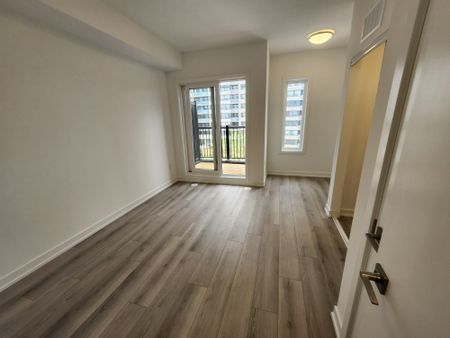 For Lease - 3079 Pharmacy Avenue Unit# 18, Toronto, Ontario - Photo 3