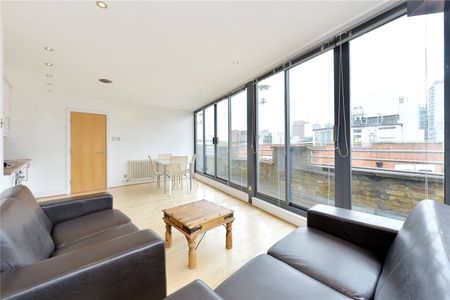 Saxon House, Shoreditch - Photo 3