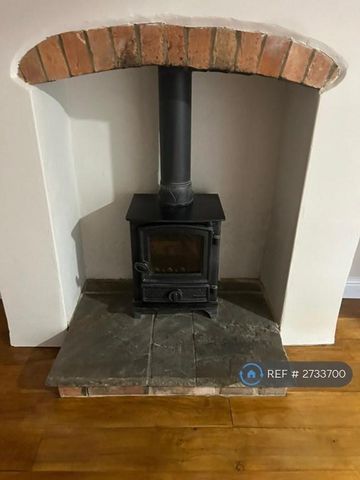 2 bedroom terraced house to rent - Photo 2