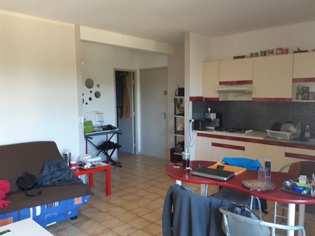 Appartement T3 à louer - 70 m² - Photo 3