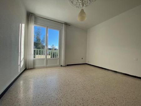Appartement F3 La Seyne-sur-Mer (83500) - Photo 2