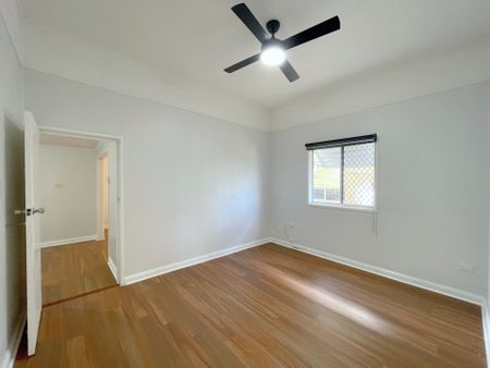 Charming, Breezy Home with City Glimpses! - Photo 3