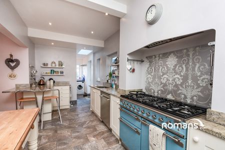 4 bedroom house to rent - Photo 2