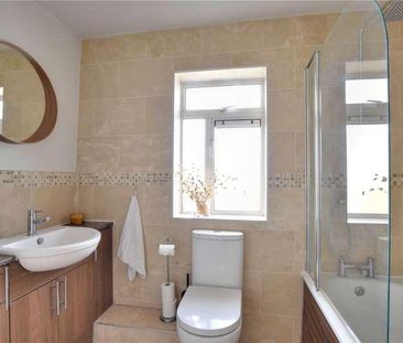 Holburne Road, London, SE3 - Photo 1