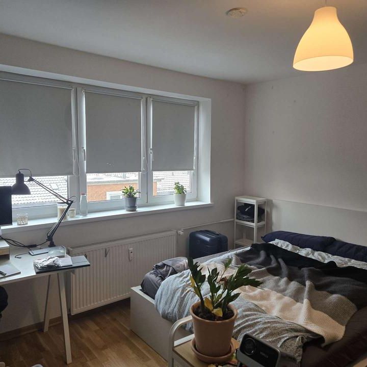 Attraktive, renovierte 1-Zimmer Wohnung in Bahnhofsnähe zu vermieten! - Foto 1