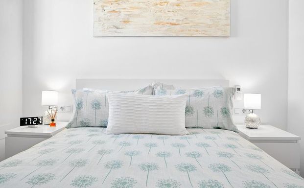 2 bedroom luxury Flat for rent in Nueva Andalucia, Spain - Photo 1