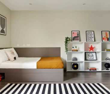 Silver Ensuite - Photo 5