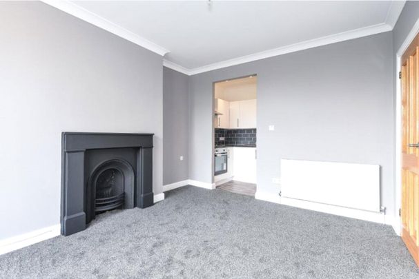 High Street, London, SE25 - Photo 1