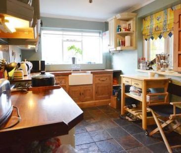 2 Bed Terraced House, Newport Road, RG1 - Photo 6