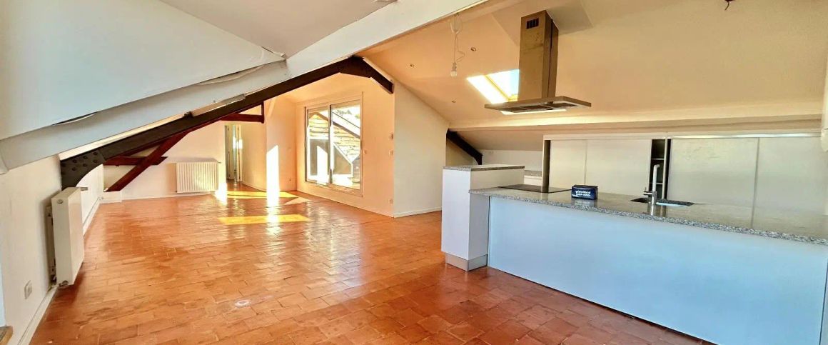 Appartement à louer 5 pièces 74.33m² - Photo 1
