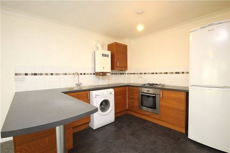 Courtfield Gardens, Ealing, W13 0HP - Photo 4