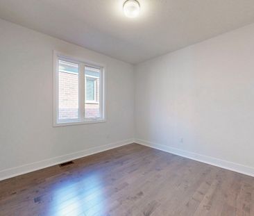 For Lease - 231 Sikura Circle, Aurora, Ontario - Photo 2