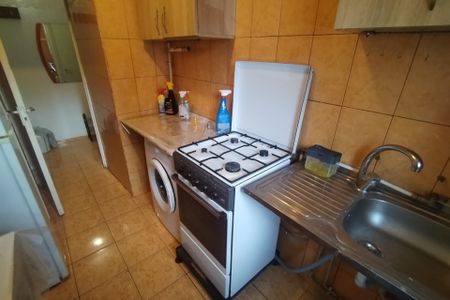 Apartament de inchiriat, 2 camere Alexandru cel Bun - Fotografie 2