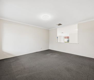 38 Ponderosa Loop, Canning Vale WA 6155 - Photo 3