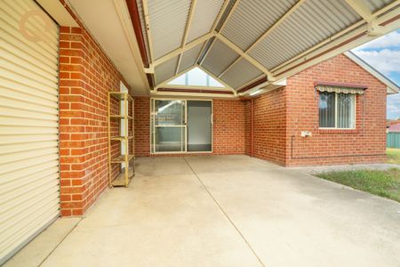 17 Banksia Street, West Albury NSW 2640 - House For Rent | Domain - Photo 4
