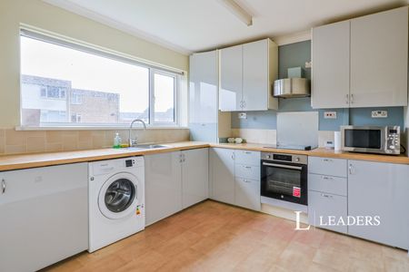 1 bedroom apartment to rent Freshwater Drive, Poole, Dorset, BH15 - Photo 4