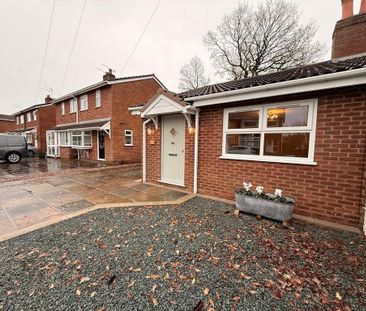 2 bedroom semi-detached bungalow to rent - Photo 3