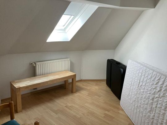 Schöne und Heller 2,5-Zimmer Wohnung in Frankfurt - Photo 1