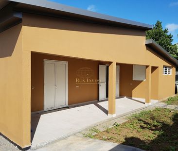 Location Maison 4 pièces 76m² ST BENOIT 97470 - Photo 6