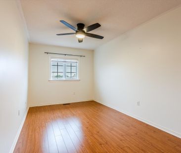 For Lease - 17 Castle Park Boulevard, Vaughan, Ontario - Photo 1