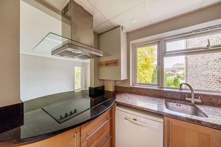 2 bedroom apartment to rent - Photo 3