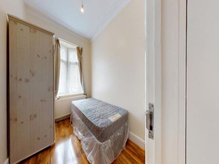 2 bedroom maisonette to rent - Photo 4