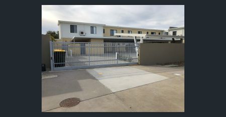 The Easy Care Life ! New York Loft Living ! - Photo 4