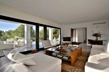 4 bedroom luxury Villa for rent in Cala Vadella, Spain - Photo 4