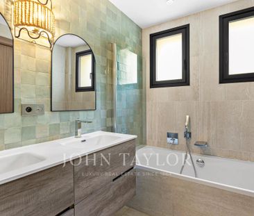 Maison à louer Mougins, Cote d'Azur, France12 000 EUR / Mois - Photo 2