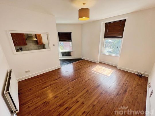 1 bedroom flat to rent - Photo 1
