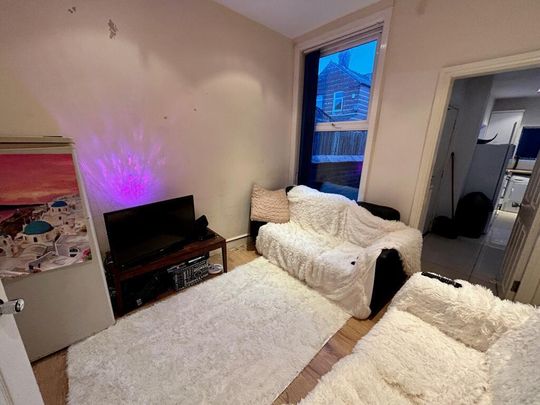 5 bedroom terraced house to rent - Photo 1