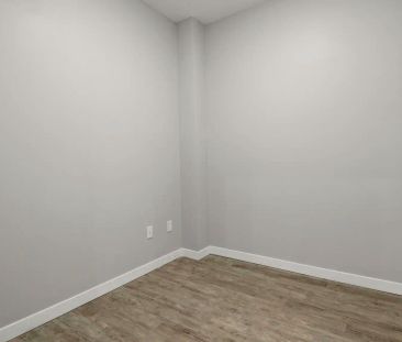 Sage Hill Views — 2 Bed+Den - Photo 2
