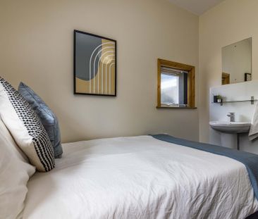 6 bedroom house to rent - Photo 3