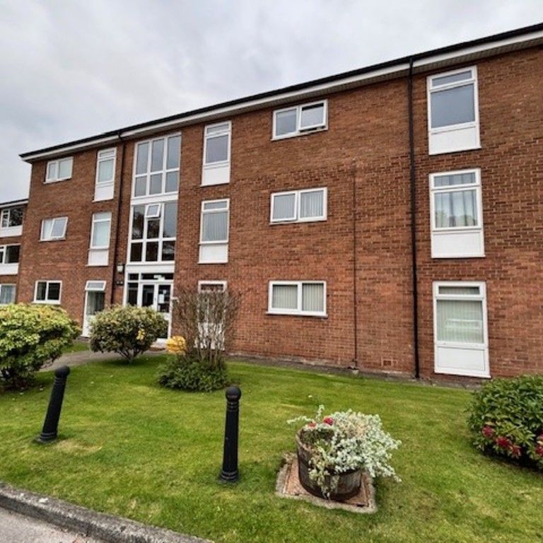 Garstang Road, Preston - Photo 1