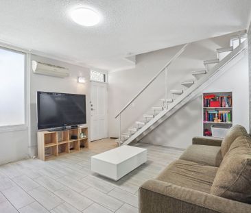 Peaceful Retreat Close to Everything You Need!! - Photo 1