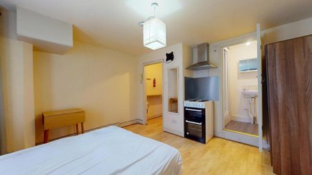 Studio to rent - Photo 4