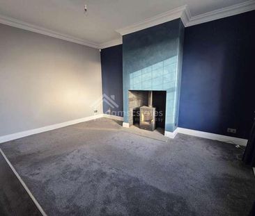 Healey Lane, Batley, WF17 - Photo 1