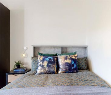 Studio to rent - Photo 2