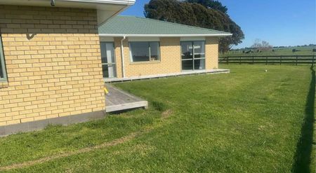 RURAL FAMILY LIVING - Photo 3