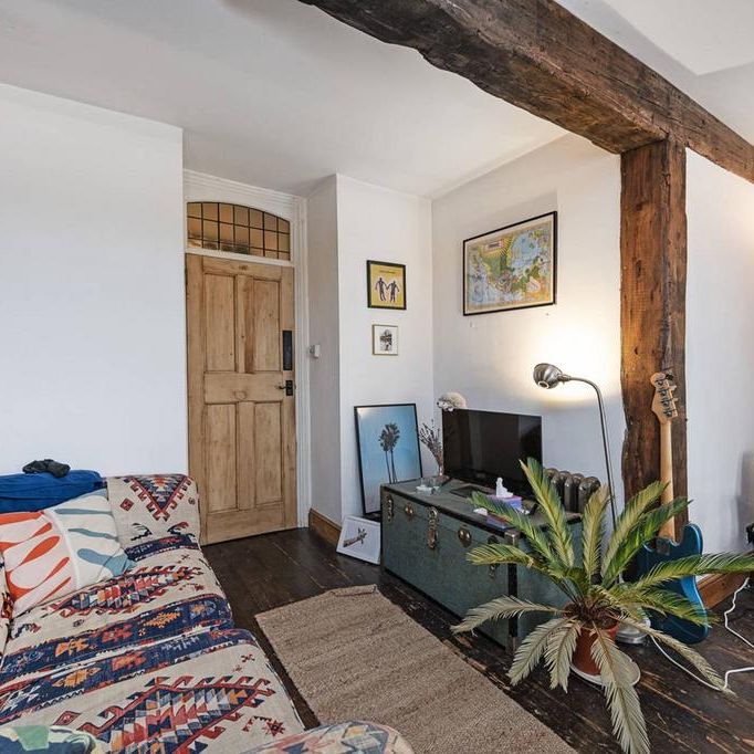 2 bedroom flat to rent - Photo 1