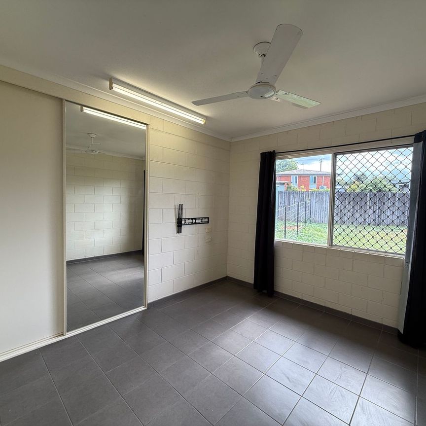 Granny Flat for Rent in Atherton including Power - Photo 1