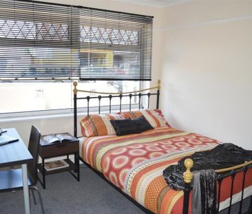 Pen Park Road, Southmead - Photo 5