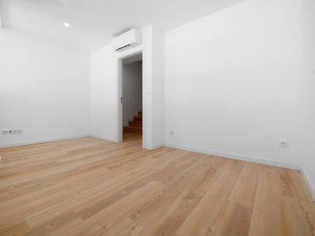 Apartamento T2+1 em Lisboa - Photo 2