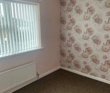 2 bedroom townhouse to rent - Photo 4